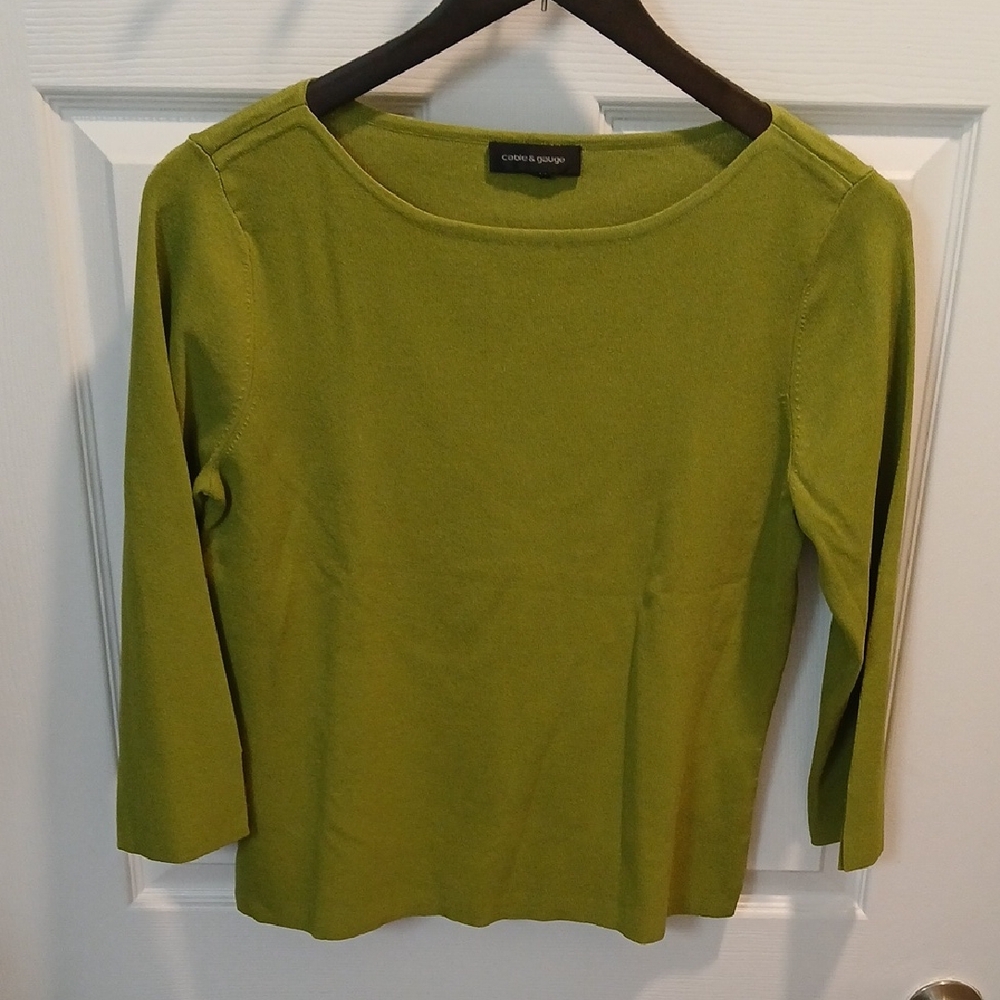 Cable & Gauge Green Tunic Top
